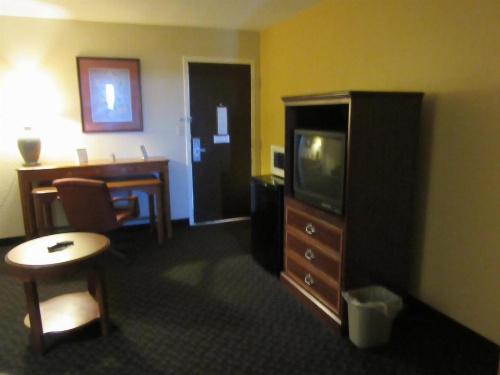 Days Inn & Suites by Wyndham SE Columbia Ft Jackson image 3
